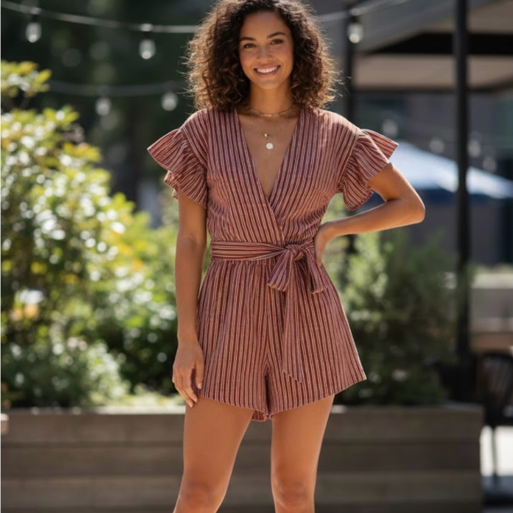 Storia Brown Striped Blouse with Ruffle Sleeves